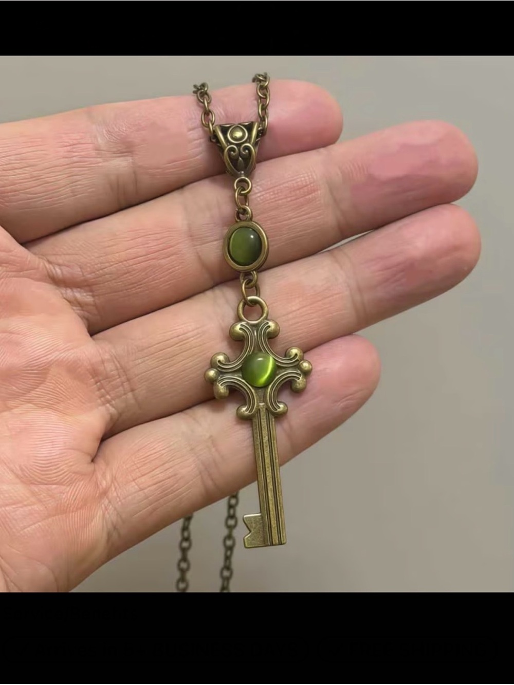 ⭐️ Key Pendant Necklace with Olive Green Cabochon